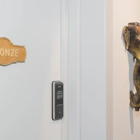 Lägenhet Graffitisuites#bronze