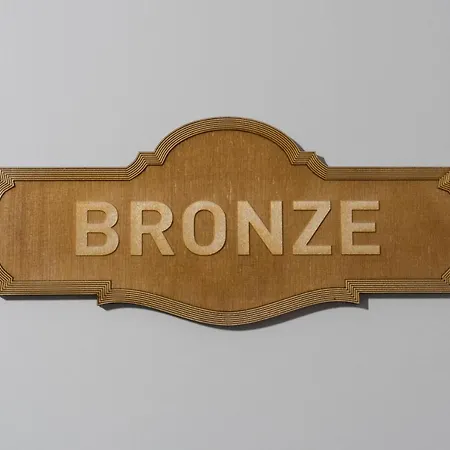 Graffitisuites#bronze Salonic