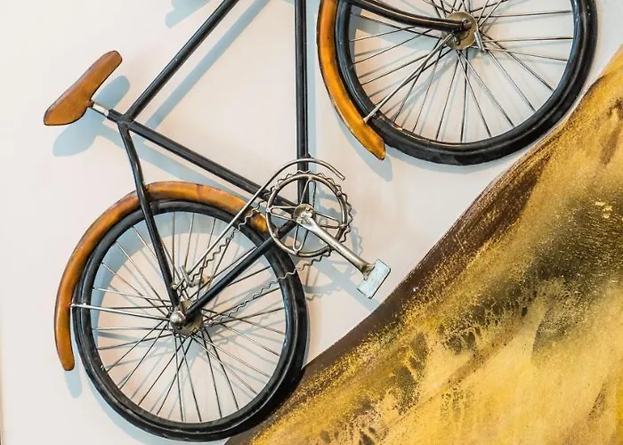 Graffitisuites#bronze Apartament